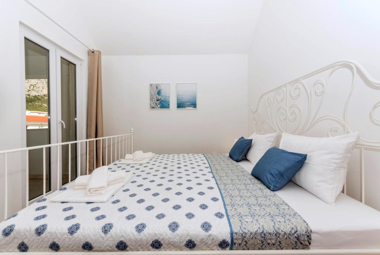 Vista Mare Apartment - 3 Bedroom, Sea View Makarska Extérieur photo